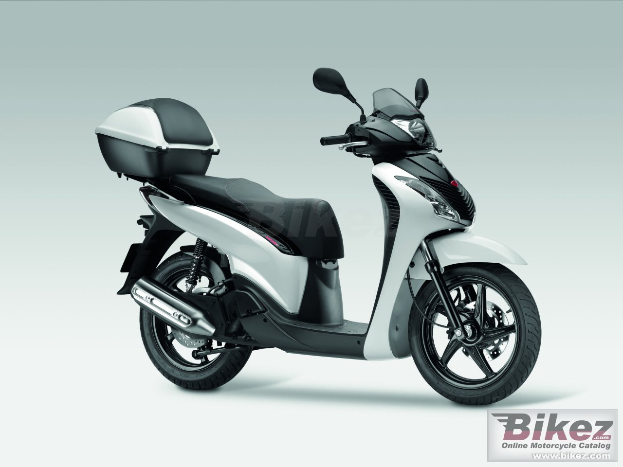 Big Honda sh125i special picture and wallpaper from Bikez.com